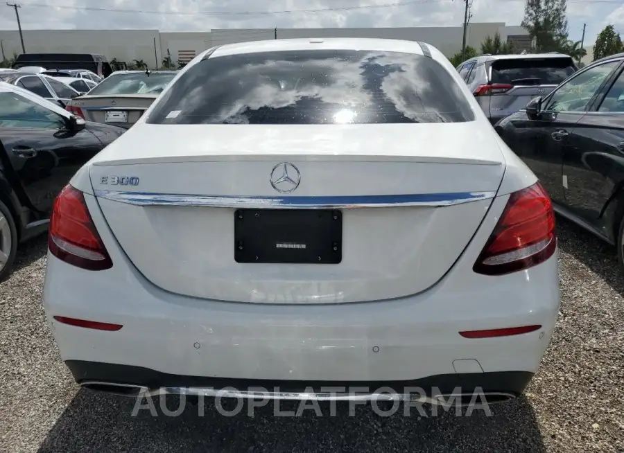 MERCEDES-BENZ E 300 2017 vin WDDZF4JB6HA028118 from auto auction Copart