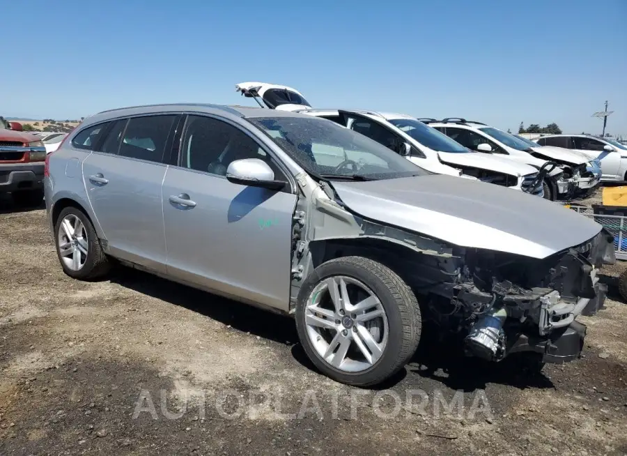 VOLVO V60 PLATIN 2015 vin YV1612SDXF1208709 from auto auction Copart