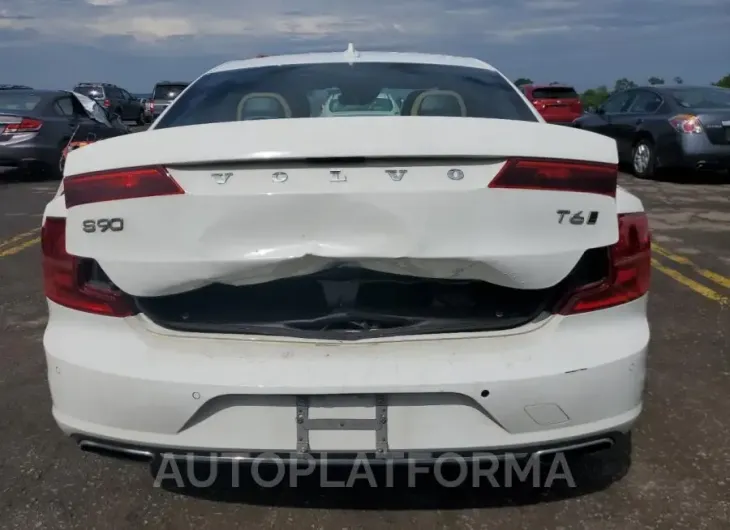 VOLVO S90 T6 MOM 2017 vin YV1A22MK0H1012185 from auto auction Copart