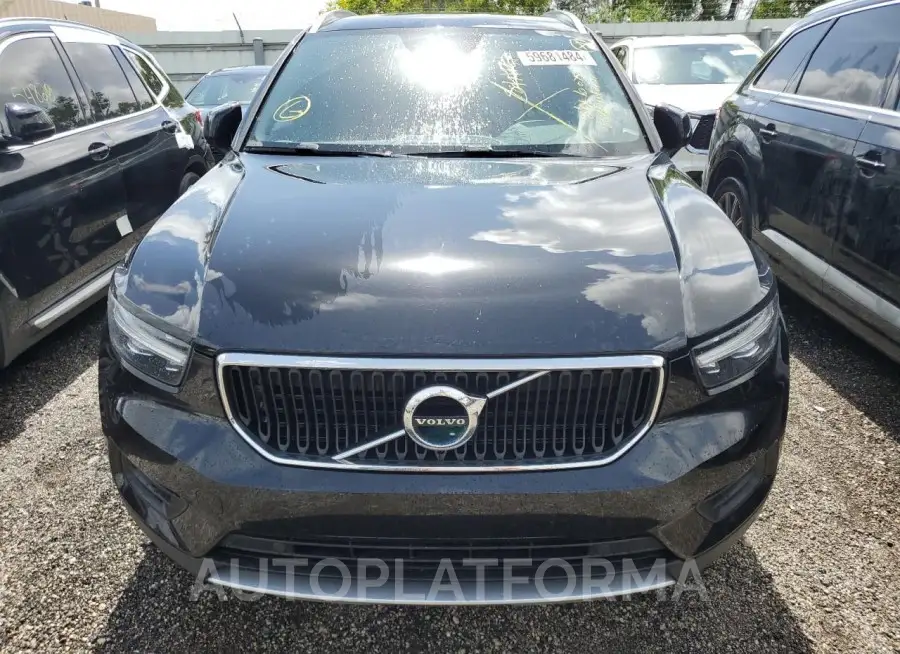 VOLVO XC40 T4 MO 2020 vin YV4AC2HK6L2255481 from auto auction Copart