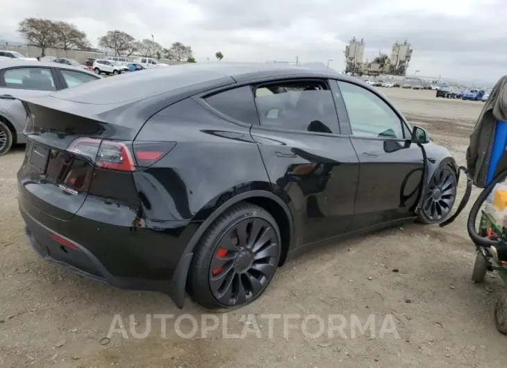 TESLA MODEL Y 2024 vin 7SAYGDEF2RF059362 from auto auction Copart