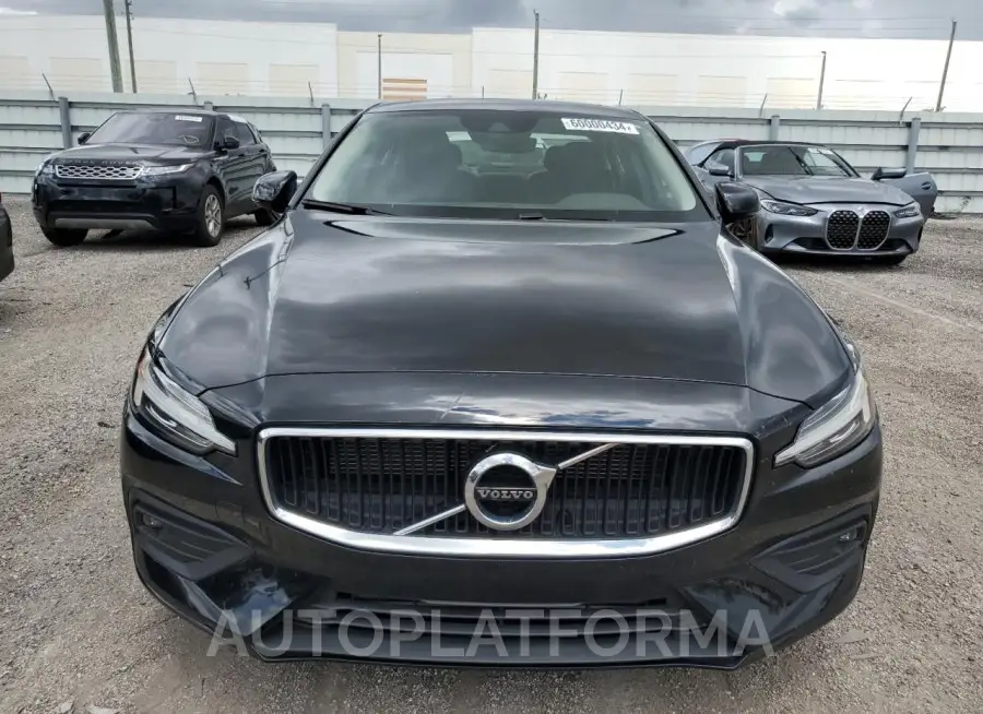 VOLVO S60 T5 MOM 2021 vin 7JR102FK0MG080908 from auto auction Copart