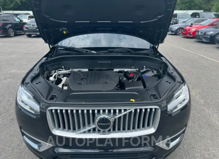 VOLVO XC90 CORE 2024 vin YV4L12PK0R1181747 from auto auction Copart