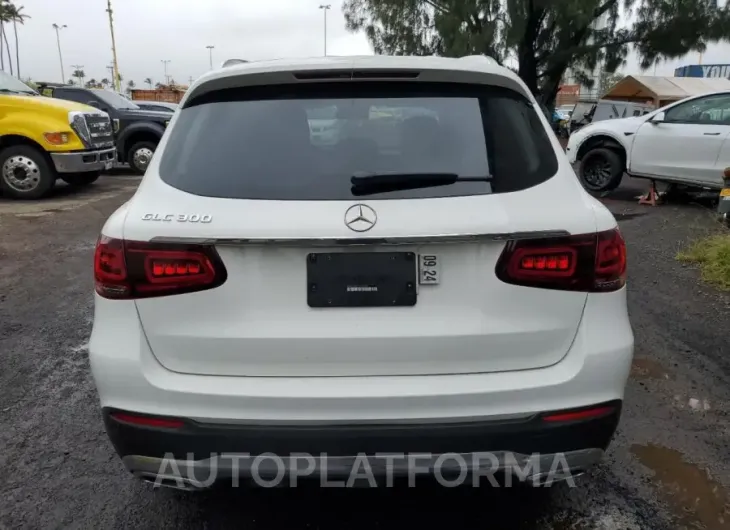 MERCEDES-BENZ GLC 300 2022 vin W1N0G8DB2NV398496 from auto auction Copart