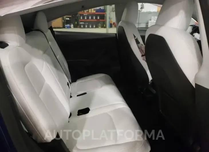 TESLA MODEL Y 2024 vin 7SAYGAEE6RF995104 from auto auction Copart