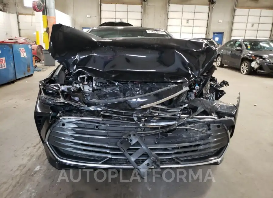 TOYOTA AVALON XLE 2019 vin 4T1B21FB6KU003560 from auto auction Copart