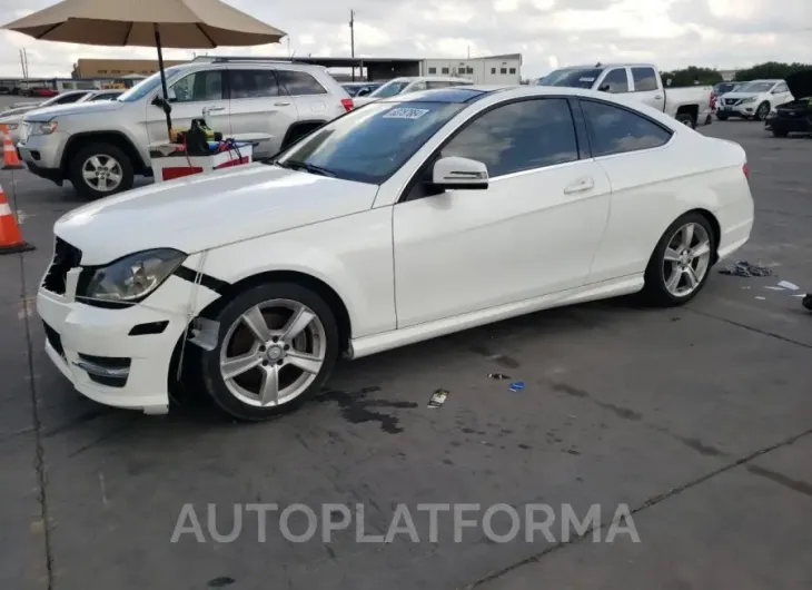 MERCEDES-BENZ C 250 2015 vin WDDGJ4HB8FG397942 from auto auction Copart