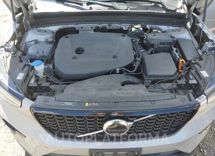 VOLVO XC40 PLUS 2023 vin YV4L12UW4P2931777 from auto auction Copart