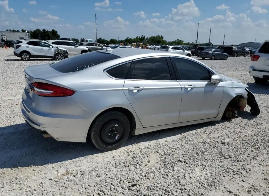 FORD FUSION SEL 2019 vin 3FA6P0CD0KR235415 from auto auction Copart