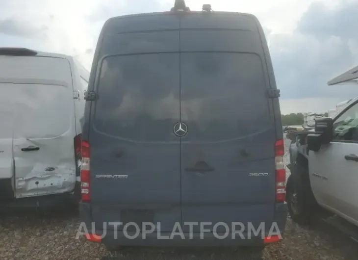 MERCEDES-BENZ SPRINTER 2 2018 vin WD3PE7CD0JP635875 from auto auction Copart