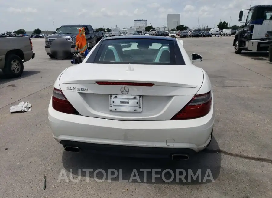 MERCEDES-BENZ SLK 300 2016 vin WDDPK3JA1GF115625 from auto auction Copart