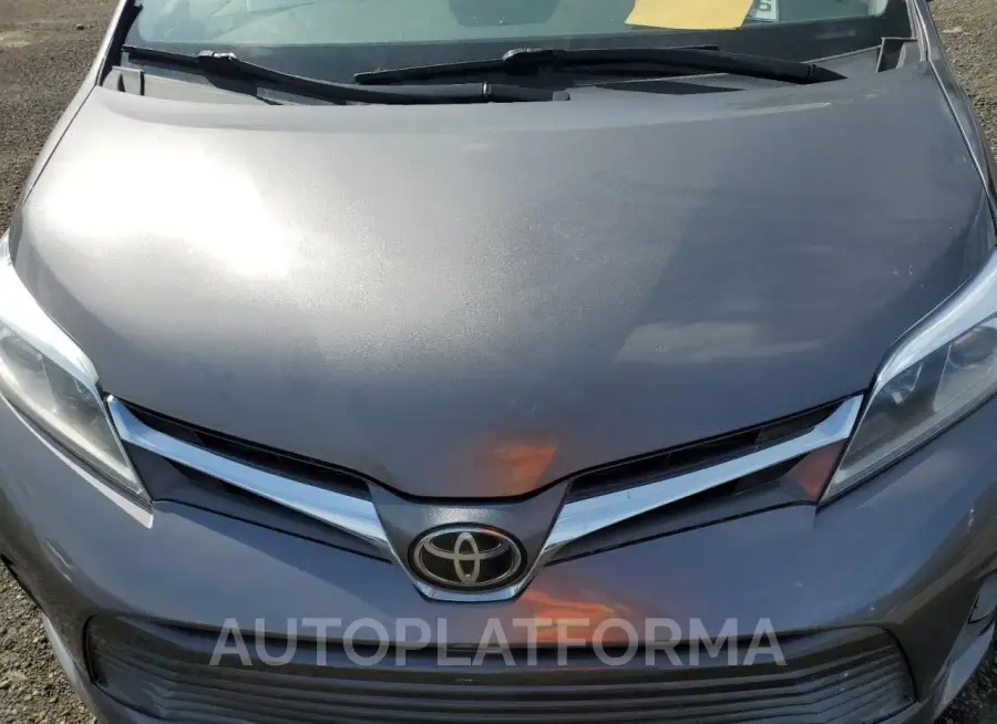 TOYOTA SIENNA XLE 2018 vin 5TDDZ3DC7JS206525 from auto auction Copart