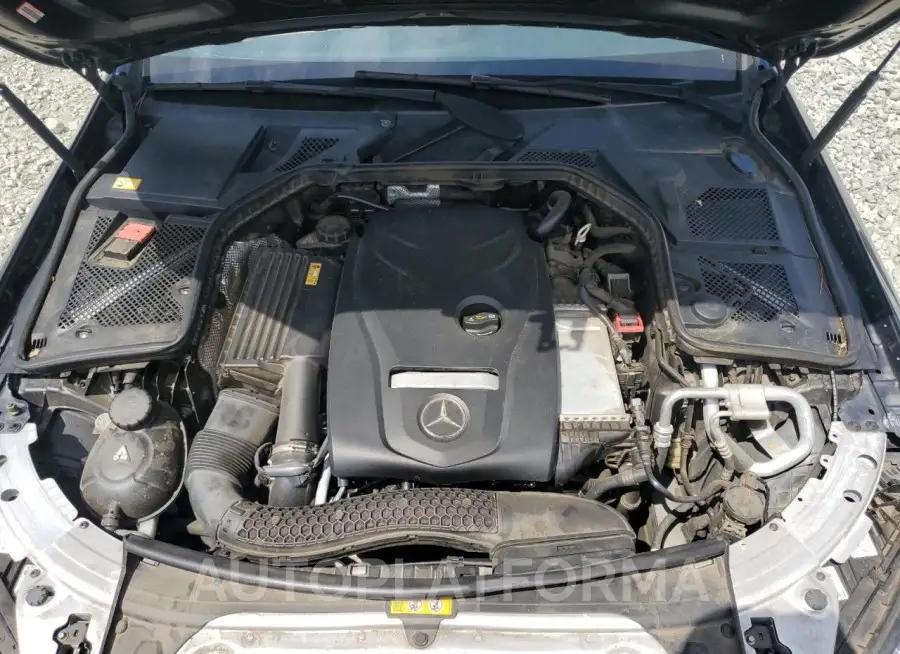 MERCEDES-BENZ C 300 4MAT 2015 vin 55SWF4KB0FU018697 from auto auction Copart