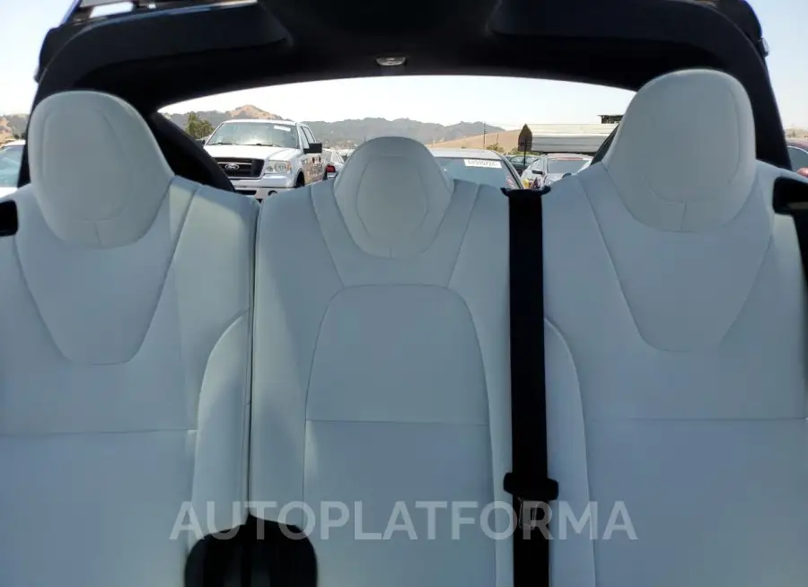 TESLA MODEL X 2018 vin 5YJXCAE2XJF126973 from auto auction Copart