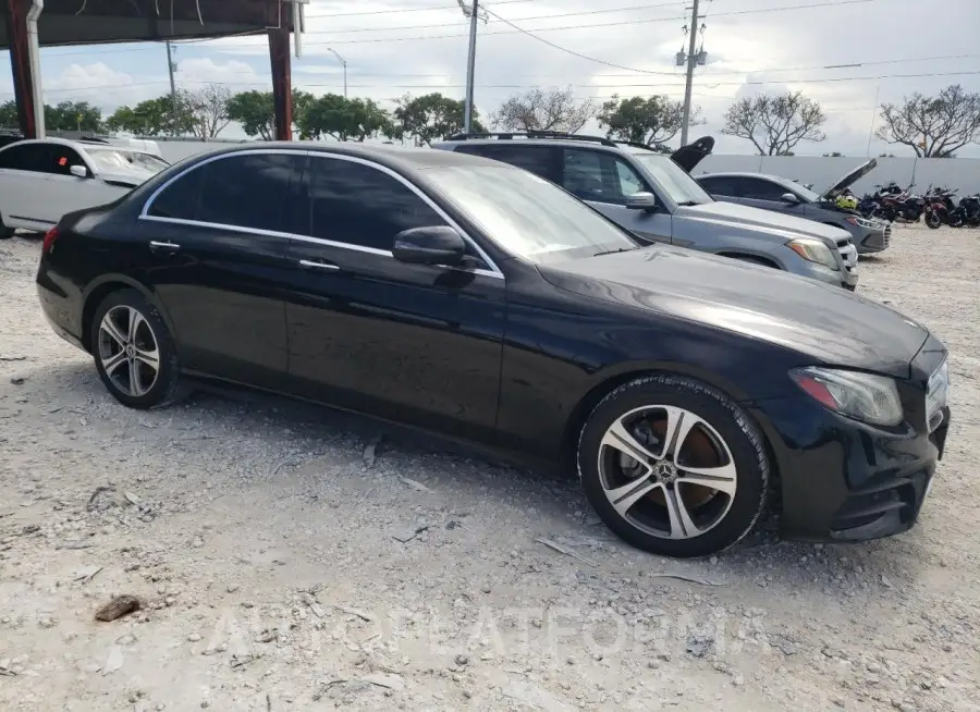 MERCEDES-BENZ E 300 4MAT 2019 vin WDDZF4KB0KA566870 from auto auction Copart