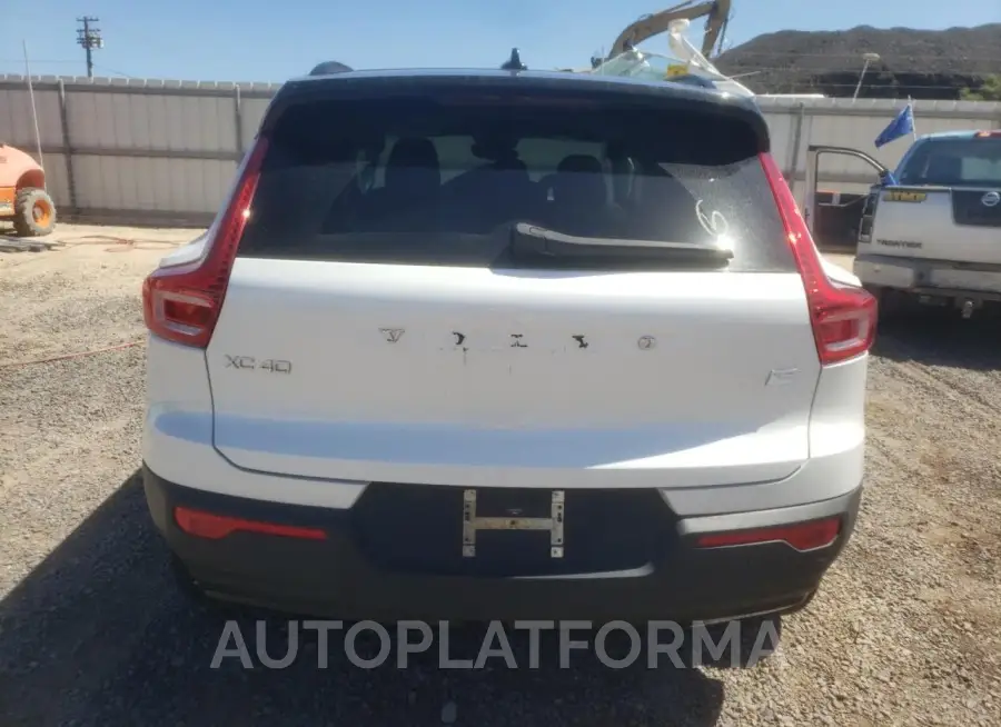 VOLVO XC40 P8 RE 2022 vin YV4ED3UBXN2700124 from auto auction Copart