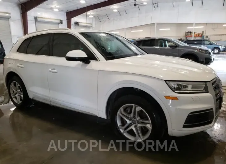 AUDI Q5 PREMIUM 2019 vin WA1ANAFY0K2114073 from auto auction Copart