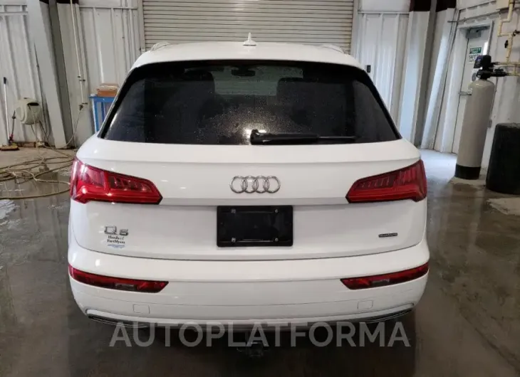 AUDI Q5 PREMIUM 2019 vin WA1ANAFY0K2114073 from auto auction Copart