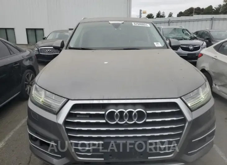 AUDI Q7 PRESTIG 2017 vin WA1VAAF7XHD031784 from auto auction Copart