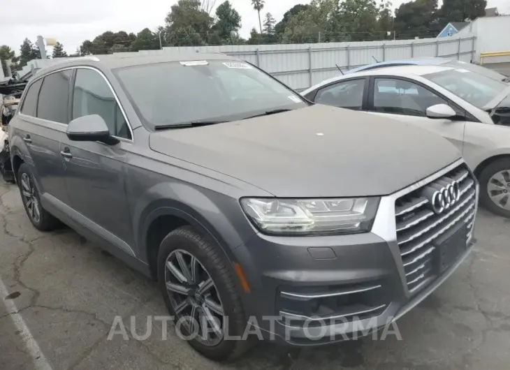 AUDI Q7 PRESTIG 2017 vin WA1VAAF7XHD031784 from auto auction Copart