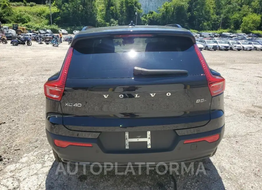 VOLVO XC40 PLUS 2023 vin YV4L12UW3P2102635 from auto auction Copart