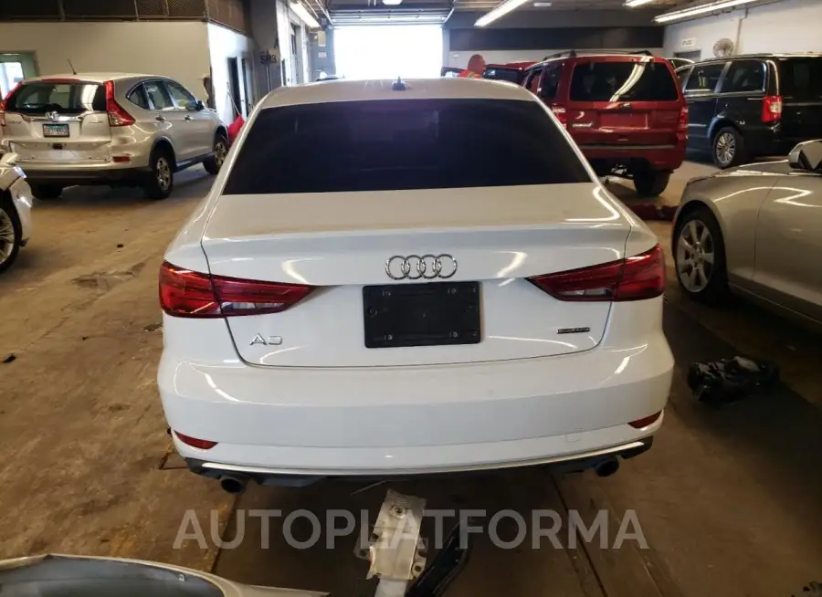 AUDI A3 PREMIUM 2019 vin WAUBEGFF3KA104717 from auto auction Copart