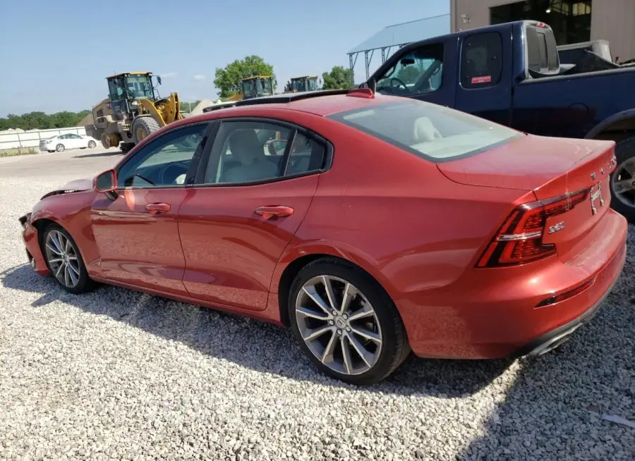 VOLVO S60 T5 MOM 2019 vin 7JR102FK3KG004077 from auto auction Copart