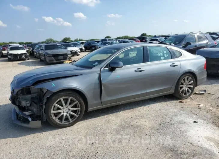 VOLVO S90 T6 MOM 2017 vin YV1A22MK9H1006031 from auto auction Copart