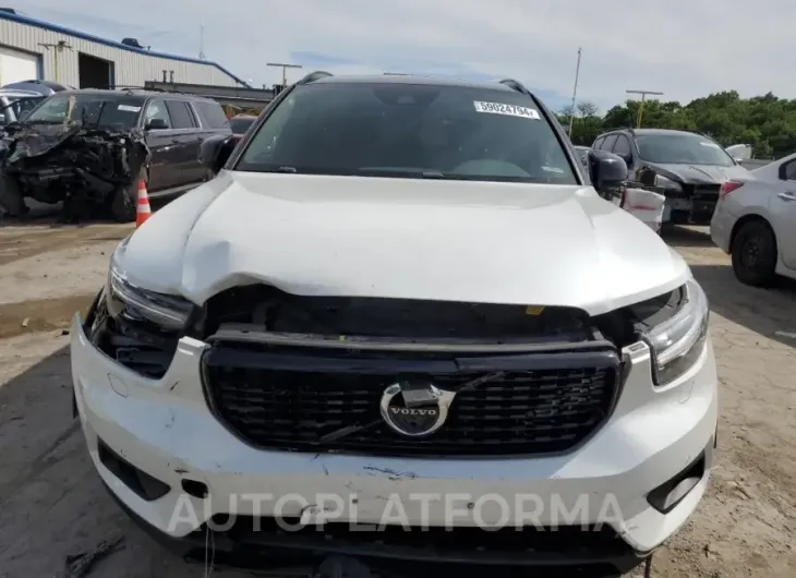 VOLVO XC40 T5 MO 2019 vin YV4162XZ7K2003758 from auto auction Copart