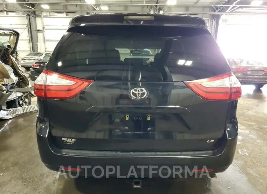 TOYOTA SIENNA LE 2015 vin 5TDKK3DC4FS602866 from auto auction Copart