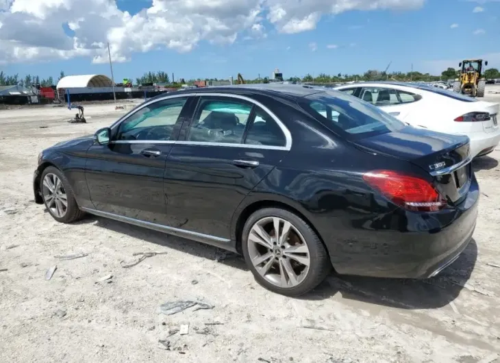 MERCEDES-BENZ C 300 2019 vin 55SWF8DB4KU317673 from auto auction Copart