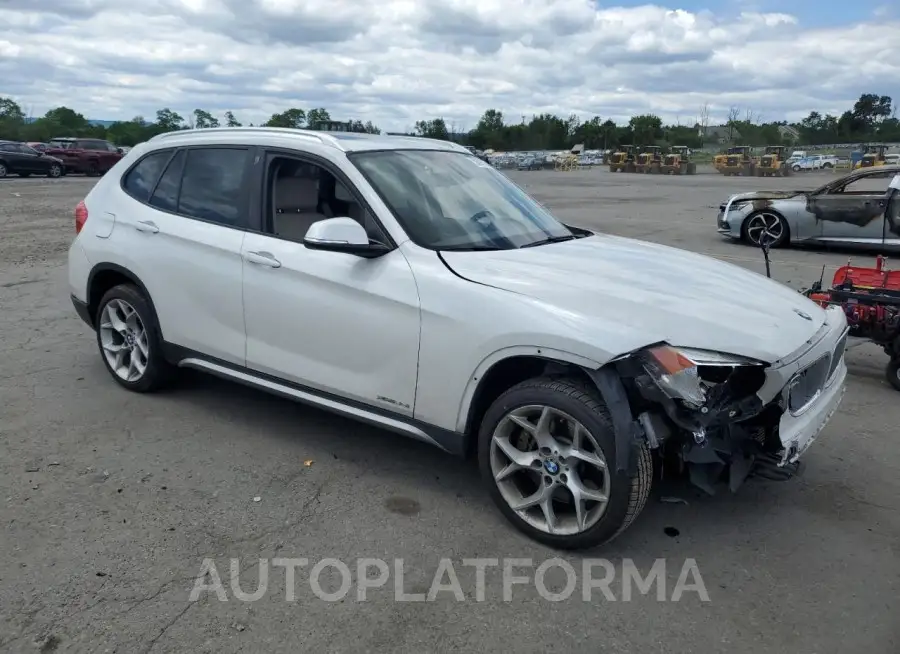 BMW X1 XDRIVE3 2015 vin WBAVM5C5XFVV93485 from auto auction Copart