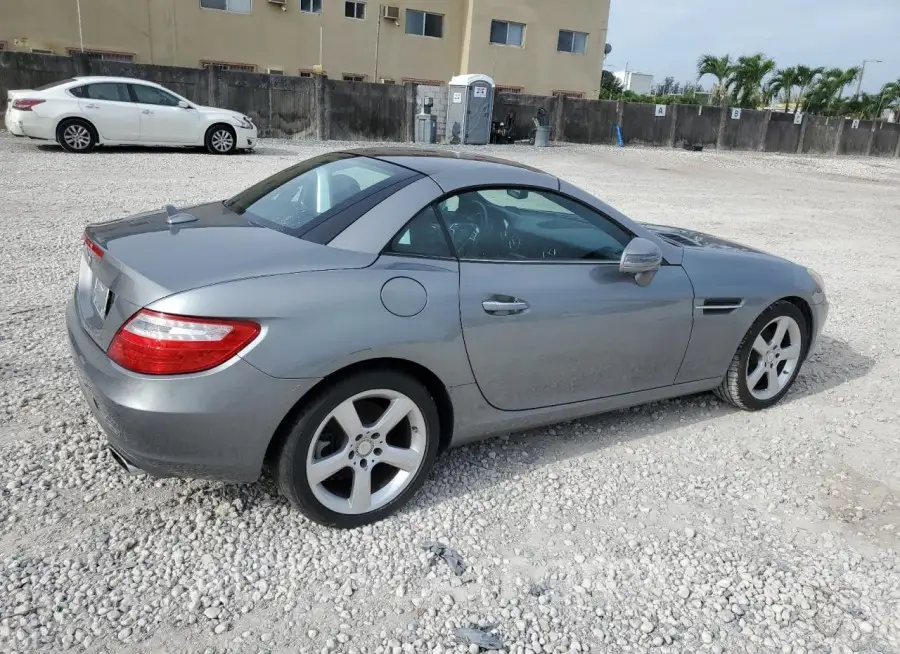 MERCEDES-BENZ SLK 250 2015 vin WDDPK4HA6FF111841 from auto auction Copart