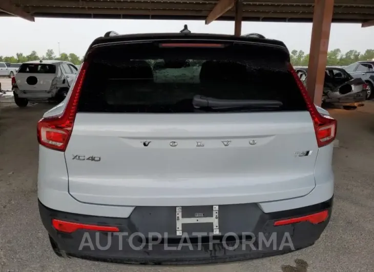 VOLVO XC40 T5 R- 2022 vin YV4162UM9N2647887 from auto auction Copart