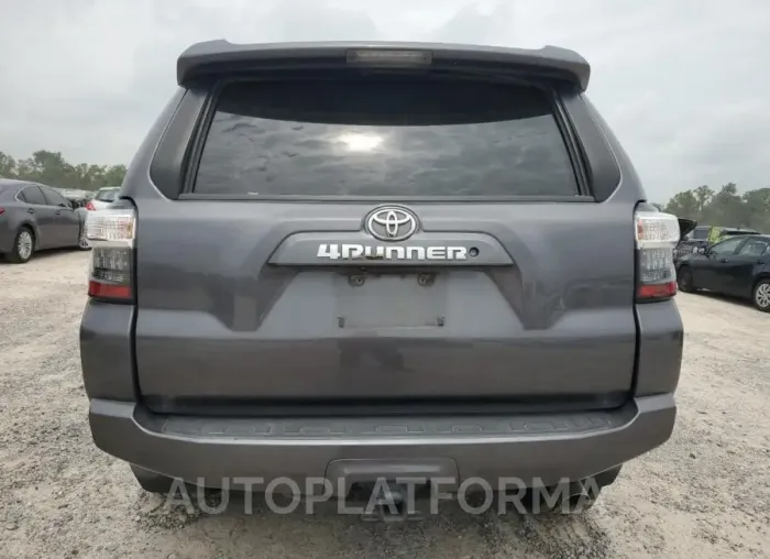 TOYOTA 4RUNNER SR 2017 vin JTEZU5JR1H5148402 from auto auction Copart