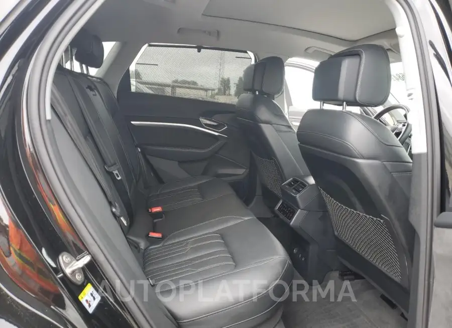 AUDI E-TRON PRE 2019 vin WA1VABGE3KB023760 from auto auction Copart