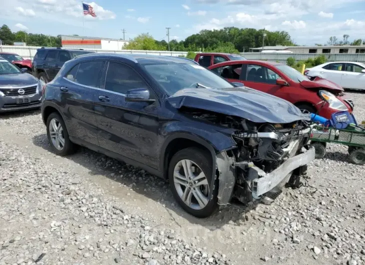 MERCEDES-BENZ GLA 250 2019 vin WDCTG4EB2KU004082 from auto auction Copart