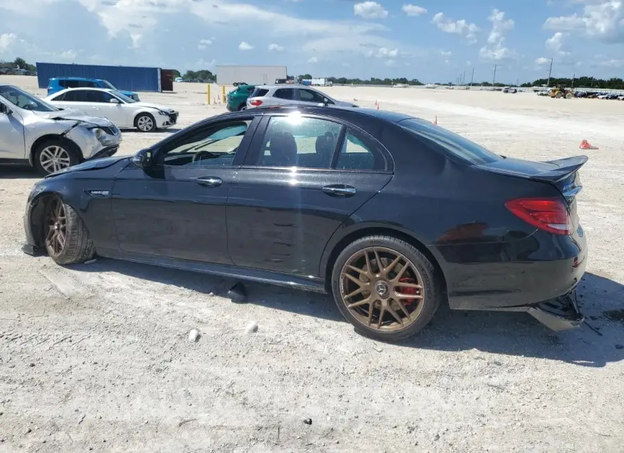 MERCEDES-BENZ E 63 AMG-S 2018 vin WDDZF8KB9JA359562 from auto auction Copart