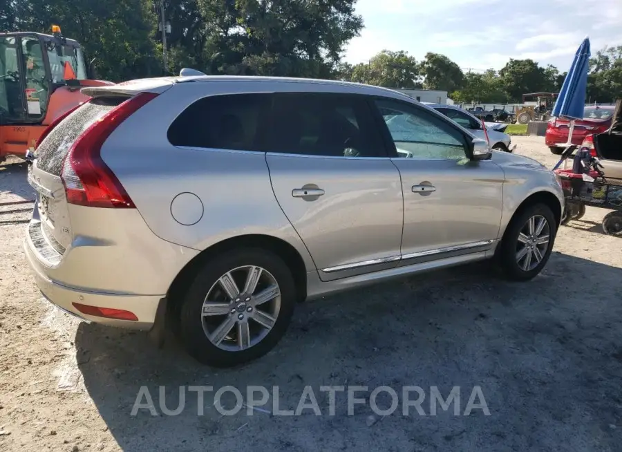 VOLVO XC60 T5 IN 2017 vin YV440MDU8H2203625 from auto auction Copart