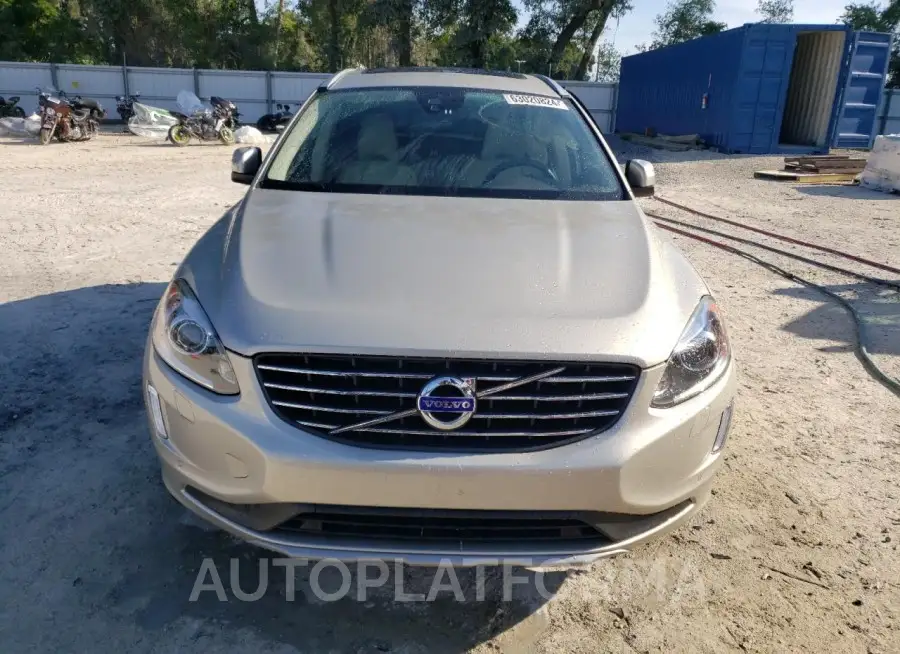 VOLVO XC60 T5 IN 2017 vin YV440MDU8H2203625 from auto auction Copart