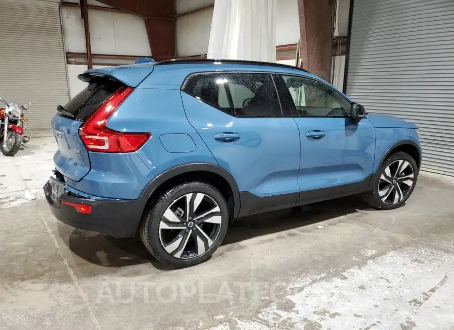 VOLVO XC40 PLUS 2023 vin YV4L12UW9P2113039 from auto auction Copart