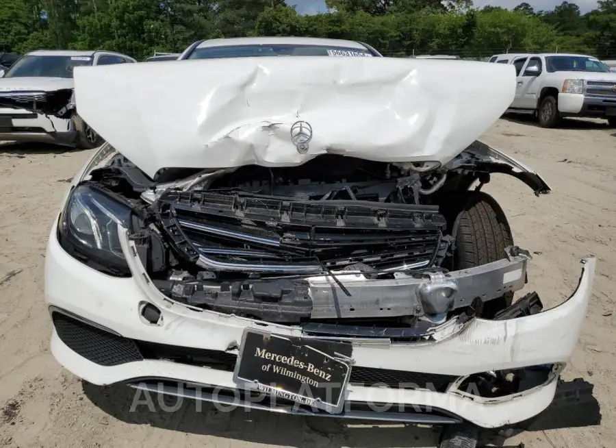 MERCEDES-BENZ E 300 4MAT 2019 vin WDDZF4KB6KA517690 from auto auction Copart