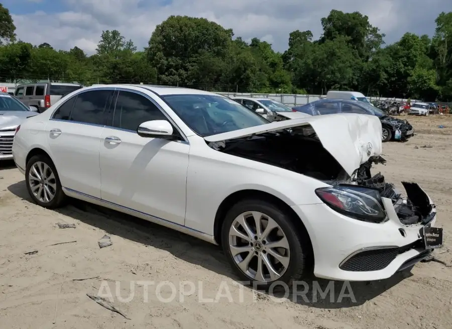 MERCEDES-BENZ E 300 4MAT 2019 vin WDDZF4KB6KA517690 from auto auction Copart