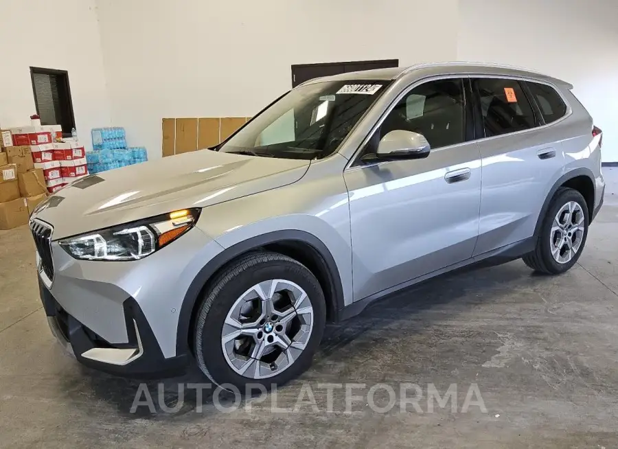 BMW X1 XDRIVE2 2023 vin WBX73EF08P5X45718 from auto auction Copart