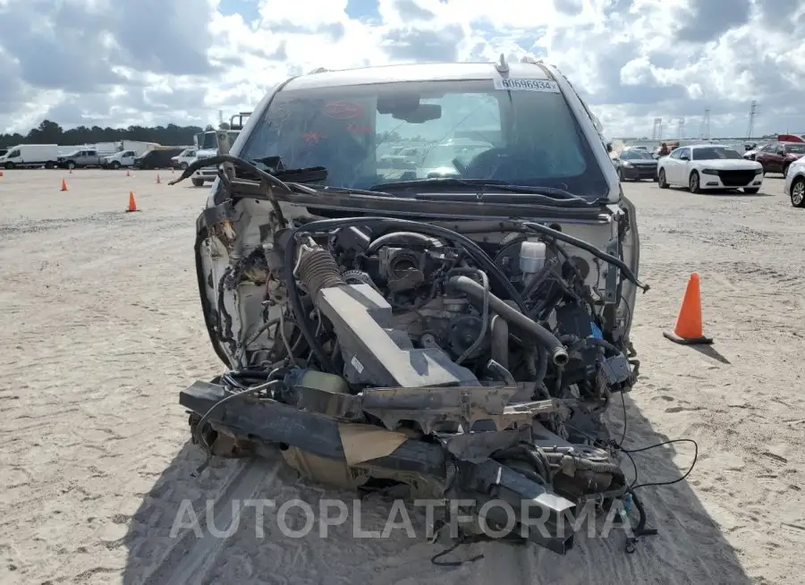 CHEVROLET SUBURBAN K 2018 vin 1GNSKJKC9JR134056 from auto auction Copart