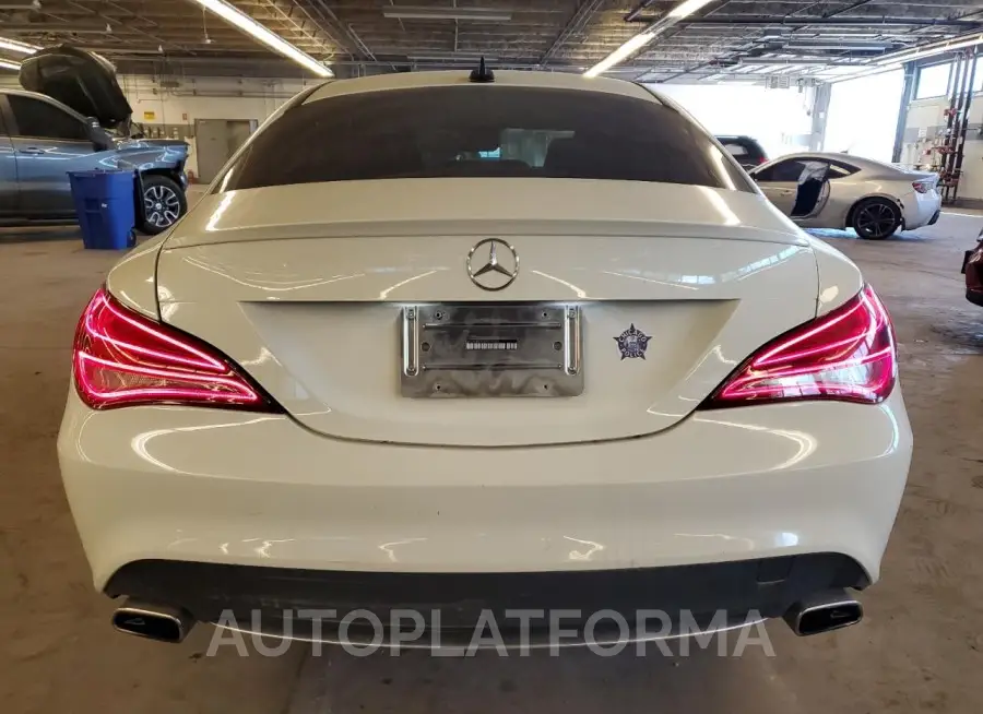 MERCEDES-BENZ CLA 250 2015 vin WDDSJ4EB2FN170322 from auto auction Copart