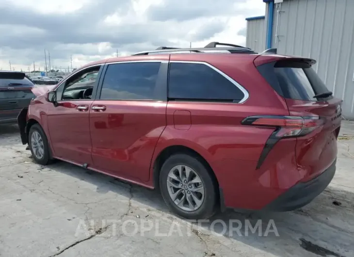 TOYOTA SIENNA XLE 2022 vin 5TDYRKEC3NS132875 from auto auction Copart