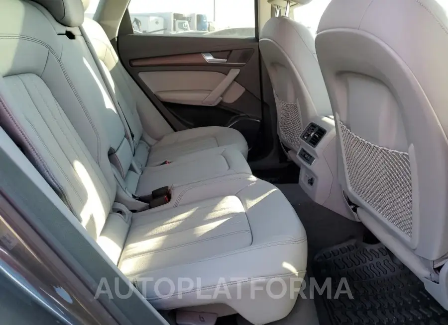 AUDI Q5 PREMIUM 2023 vin WA1GAAFY8P2137694 from auto auction Copart