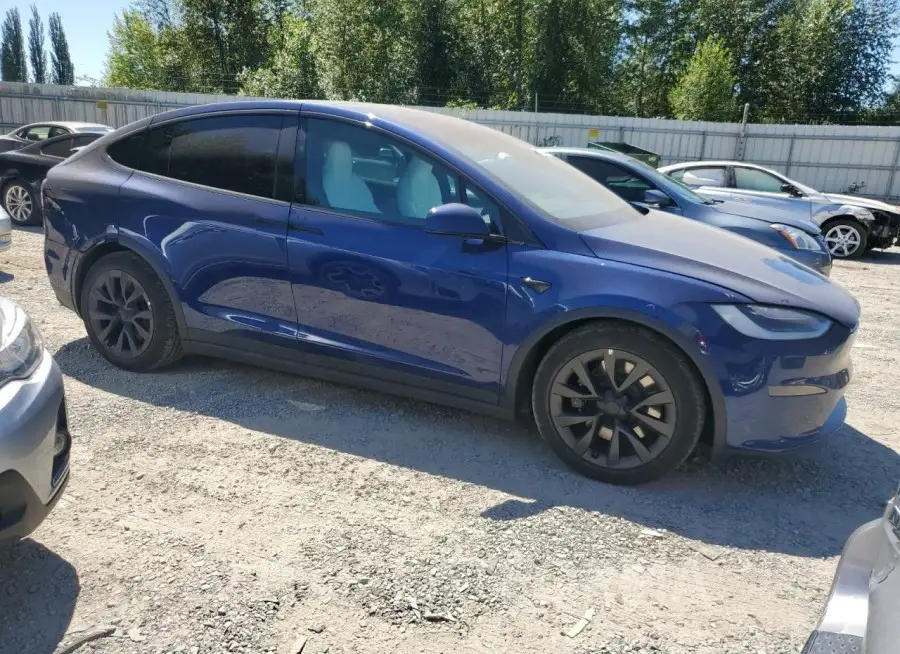 TESLA MODEL X 2022 vin 7SAXCAE54NF363025 from auto auction Copart