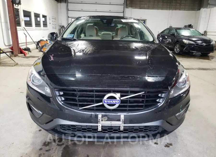 VOLVO S60 DYNAMI 2018 vin YV140MTL7J2460495 from auto auction Copart